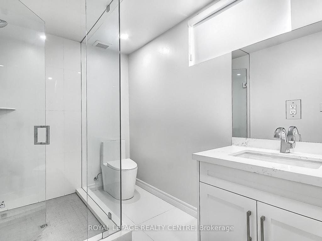 









1087


Orchard

Road, Lower,
Mississauga,




ON
L5E 2N7

