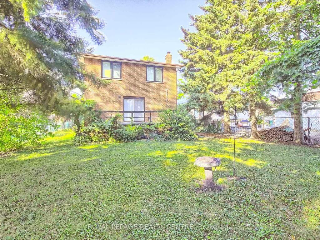 









1087


Orchard

Road, Lower,
Mississauga,




ON
L5E 2N7

