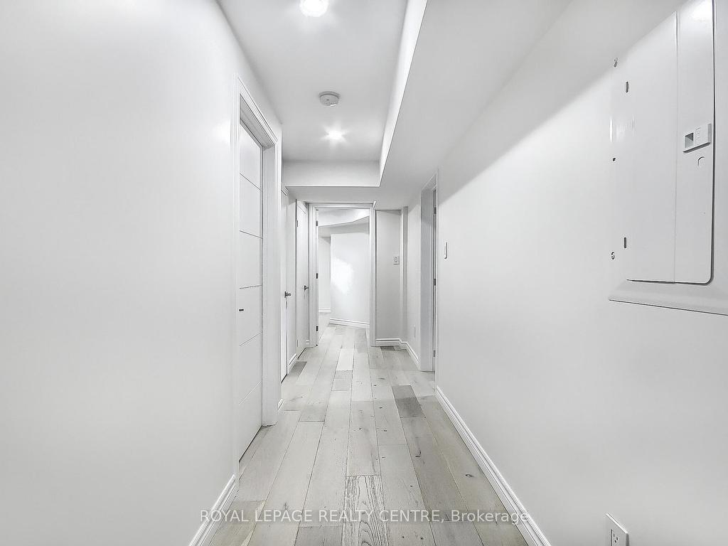 









1087


Orchard

Road, Lower,
Mississauga,




ON
L5E 2N7

