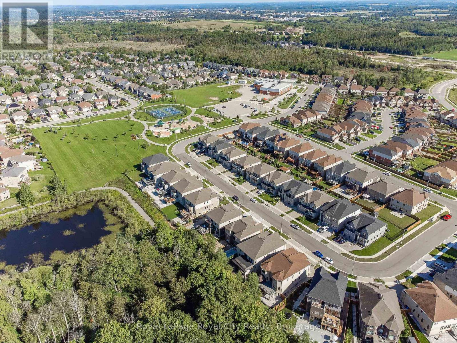 












84 MCCANN STREET

,
Guelph (Kortright East),




Ontario
N1G0B9


