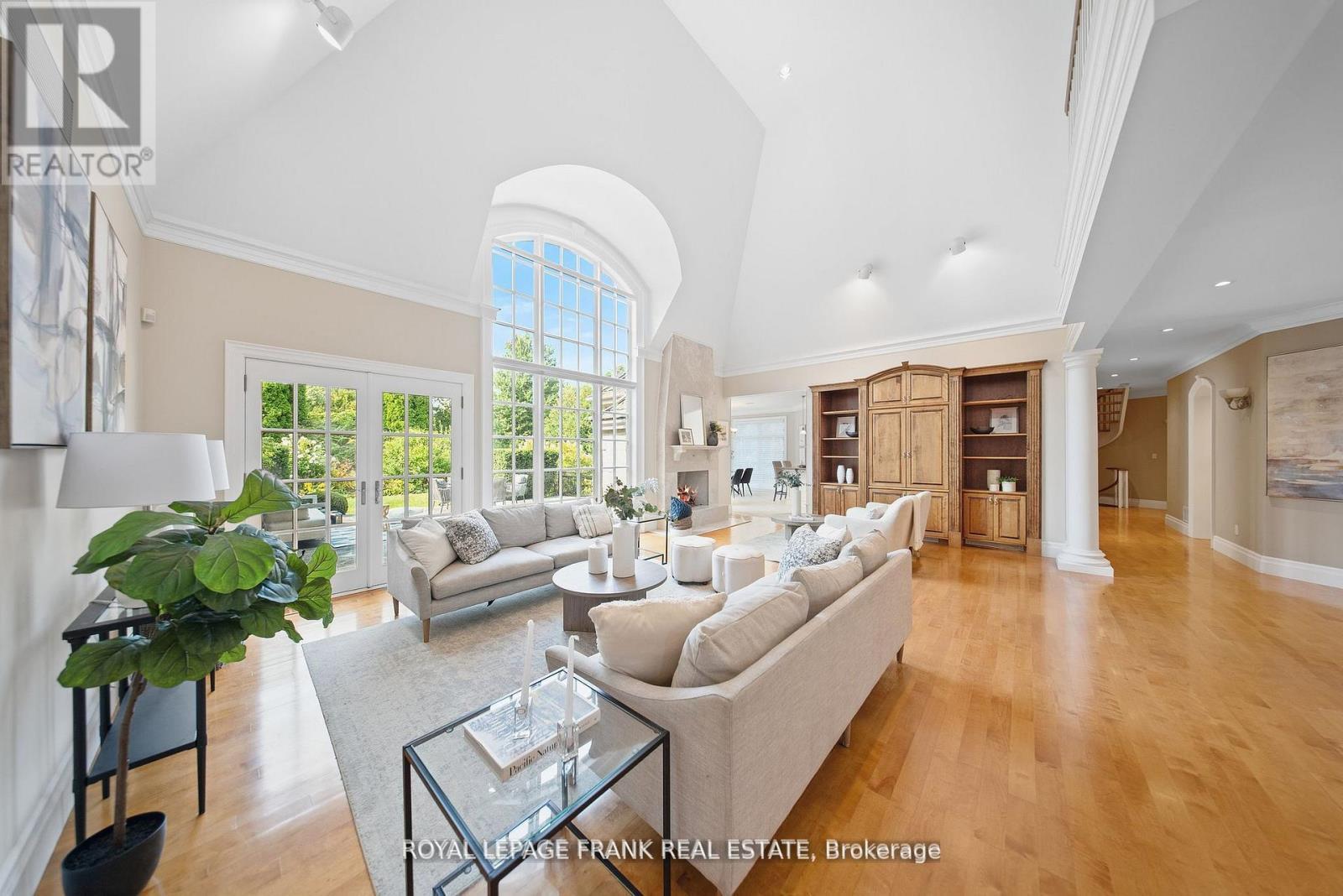 












42 BUGGEY LANE

,
Ajax (Northeast Ajax),




Ontario
L1Z1X5


