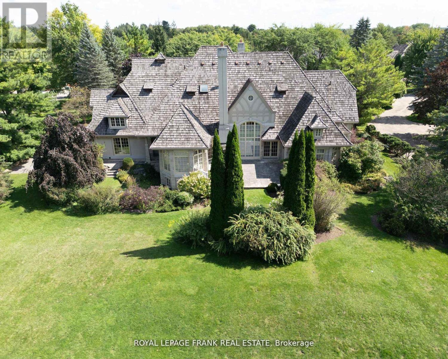 












42 BUGGEY LANE

,
Ajax (Northeast Ajax),




Ontario
L1Z1X5

