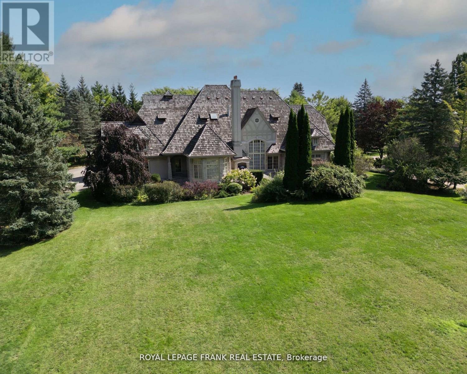 












42 BUGGEY LANE

,
Ajax (Northeast Ajax),




Ontario
L1Z1X5

