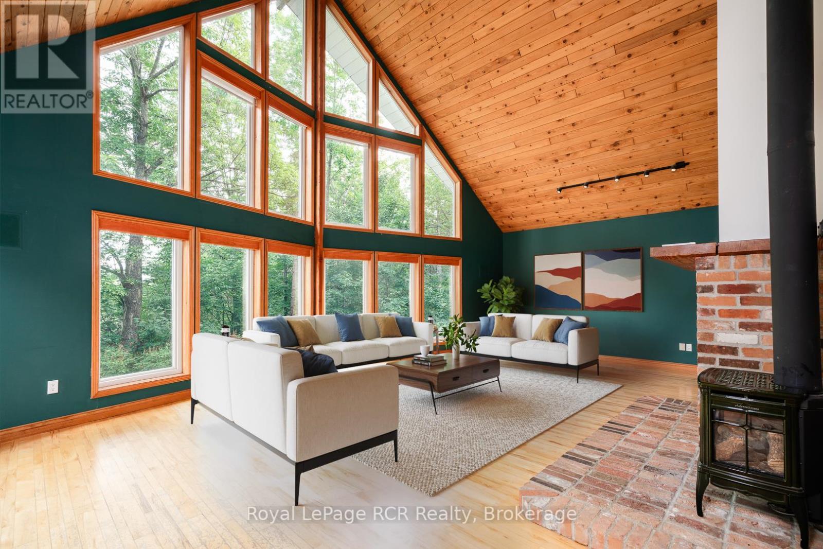 












343028 CONCESSION 2 NDR

,
West Grey,




Ontario
N0G1R0

