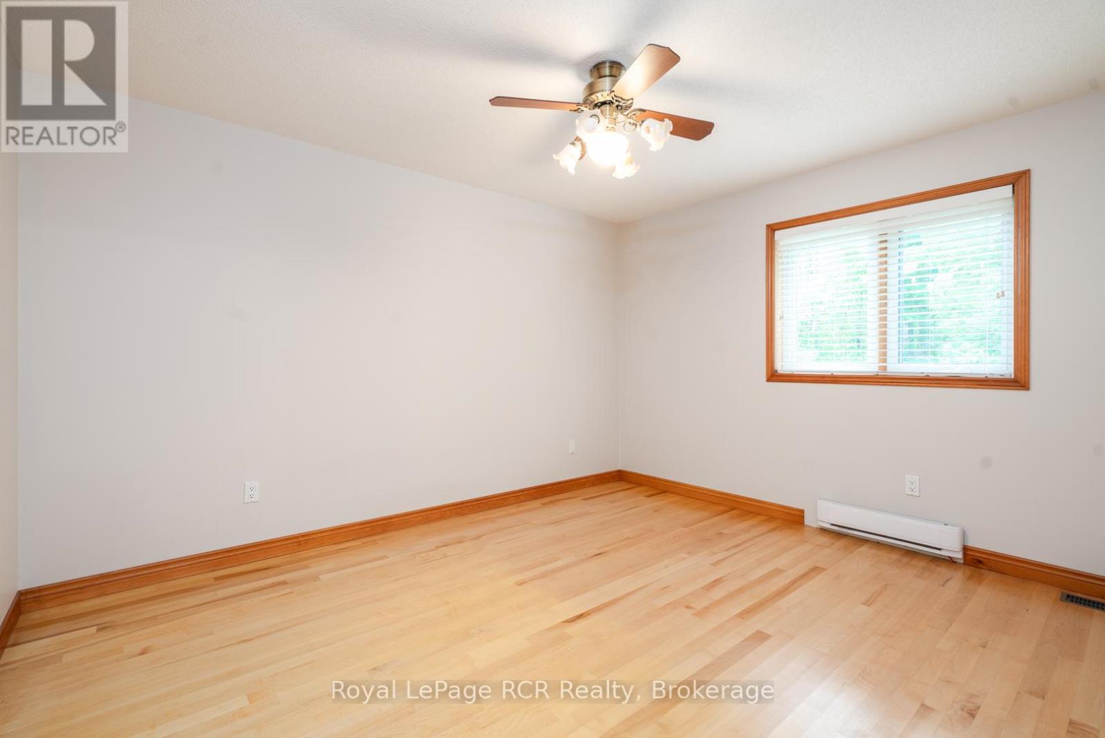 












343028 CONCESSION 2 NDR

,
West Grey,




Ontario
N0G1R0

