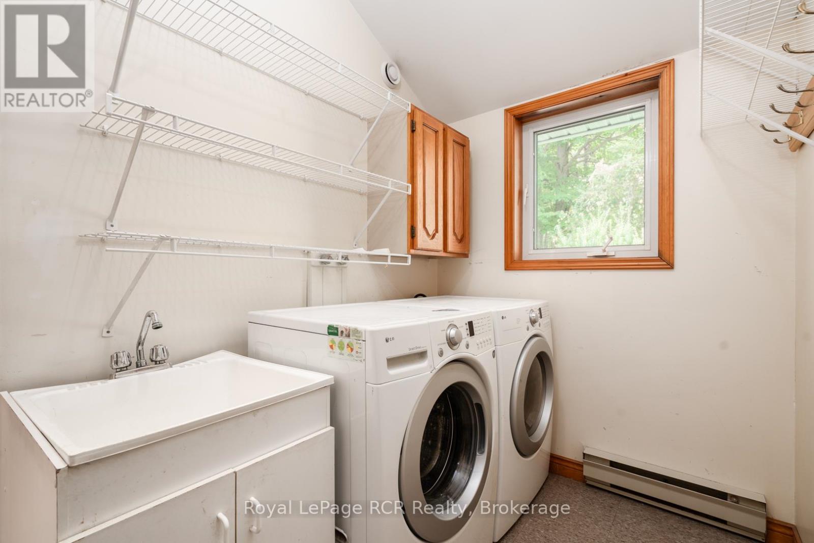 












343028 CONCESSION 2 NDR

,
West Grey,




Ontario
N0G1R0

