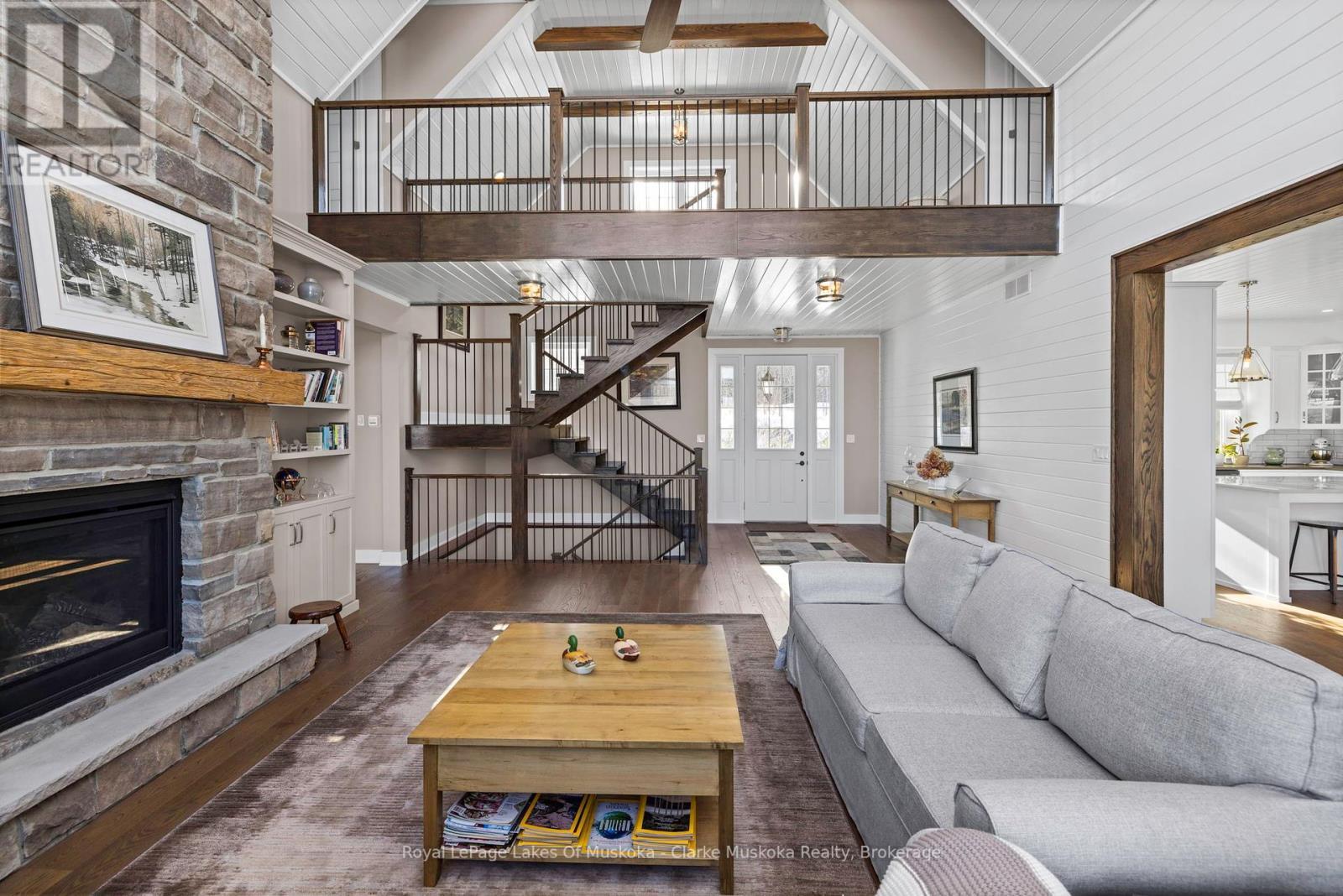 












202 WHITES FALLS ROAD

,
Georgian Bay (Baxter),




Ontario
L0K1S0

