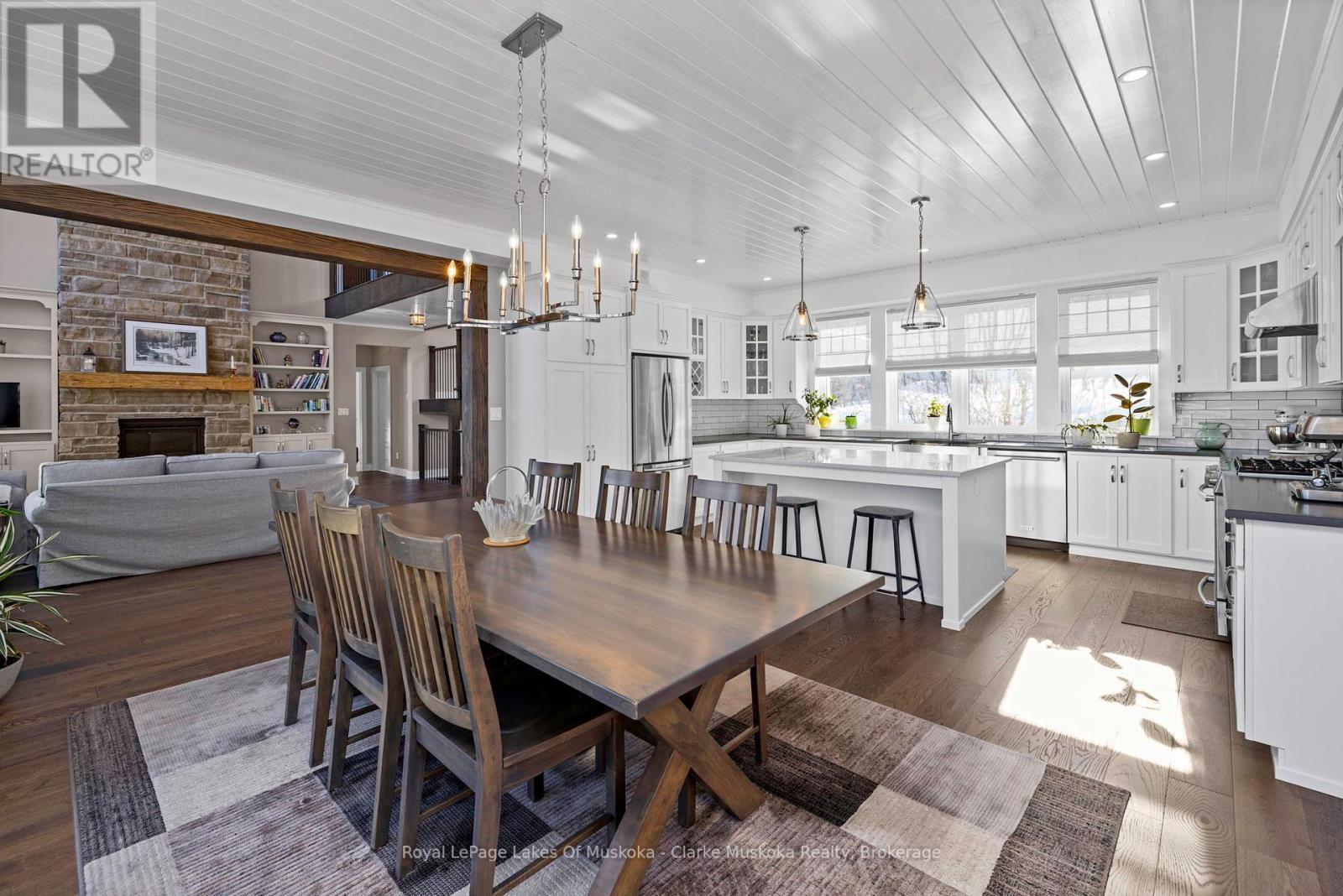 












202 WHITES FALLS ROAD

,
Georgian Bay (Baxter),




Ontario
L0K1S0

