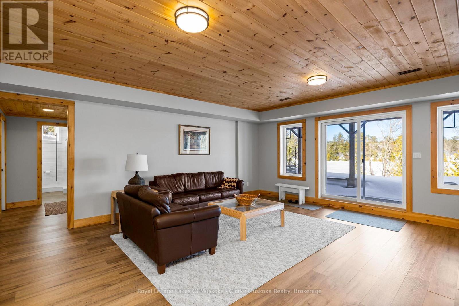 












202 WHITES FALLS ROAD

,
Georgian Bay (Baxter),




Ontario
L0K1S0

