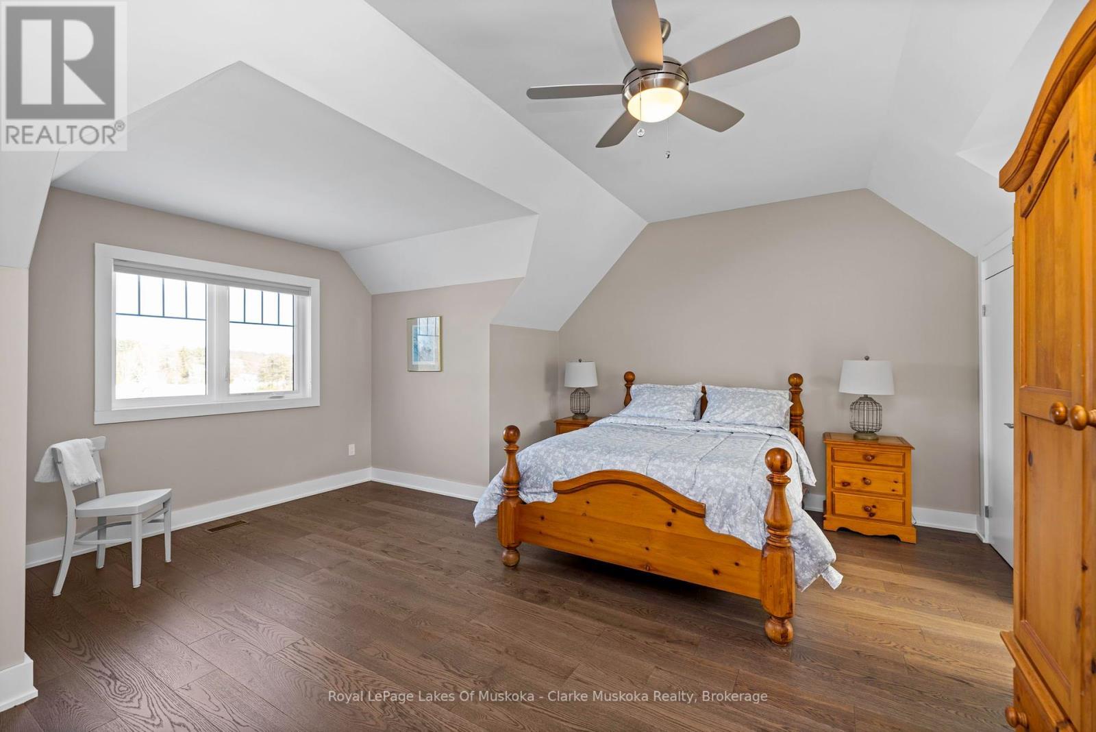 












202 WHITES FALLS ROAD

,
Georgian Bay (Baxter),




Ontario
L0K1S0


