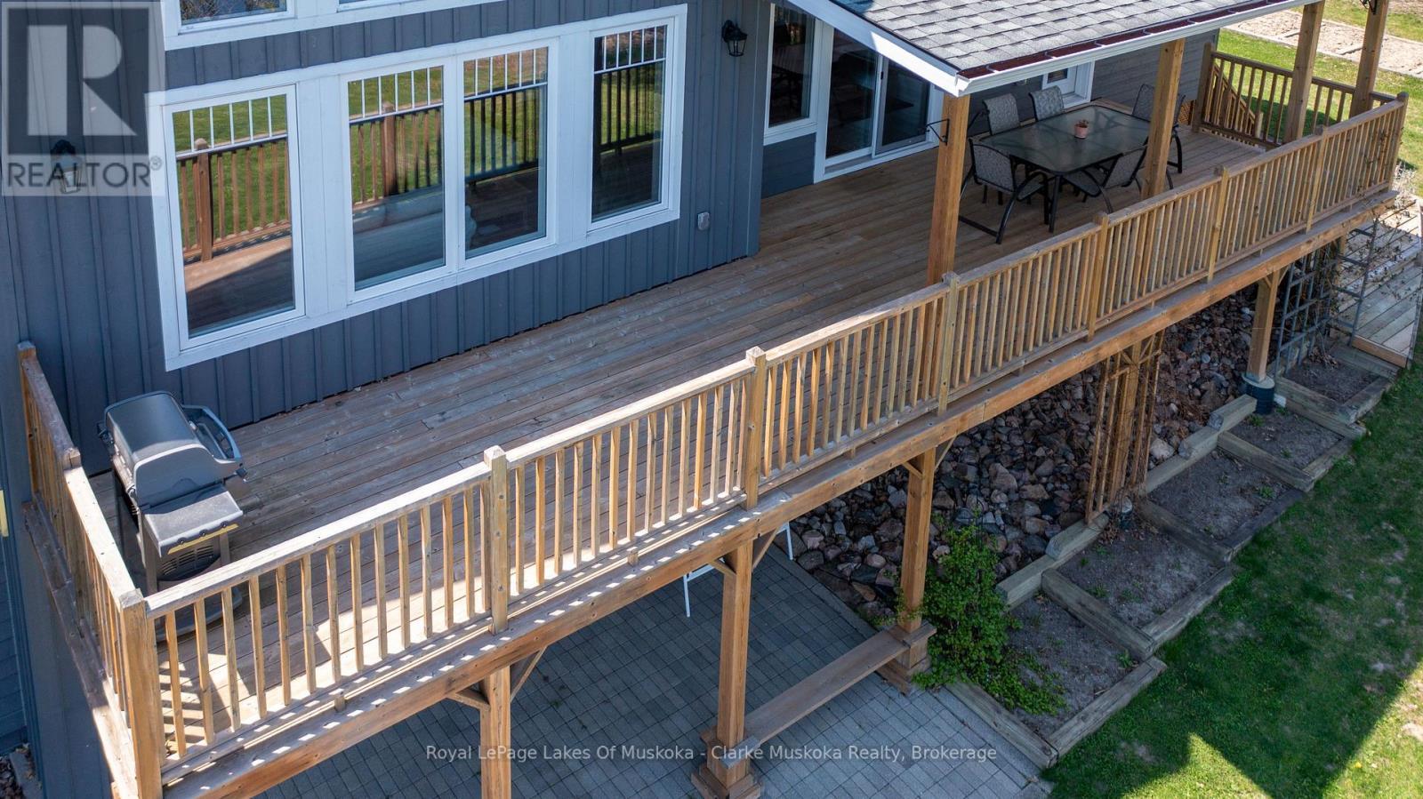 












202 WHITES FALLS ROAD

,
Georgian Bay (Baxter),




Ontario
L0K1S0

