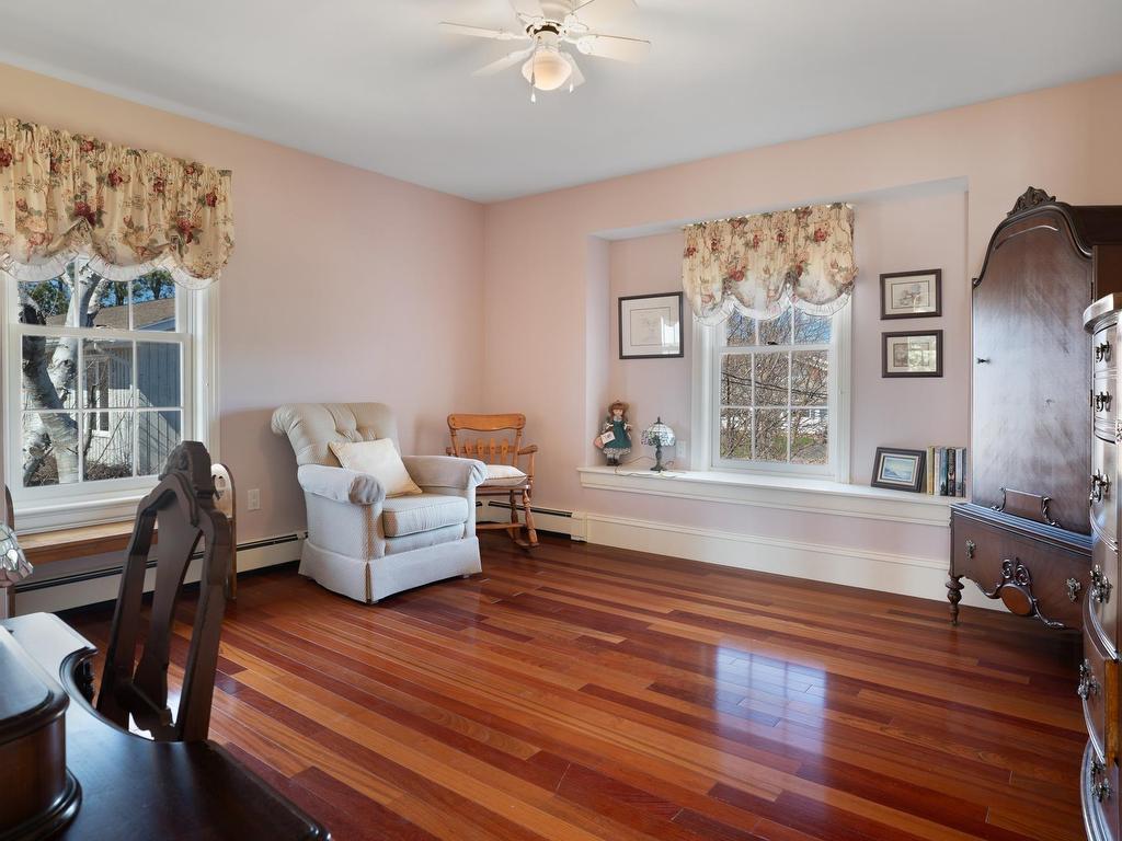 












48 Maplewood Crescent

,
Charlottetown,




PE
C1A 2X5

