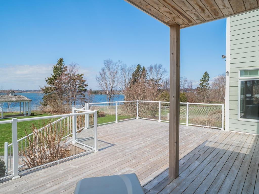 












48 Maplewood Crescent

,
Charlottetown,




PE
C1A 2X5

