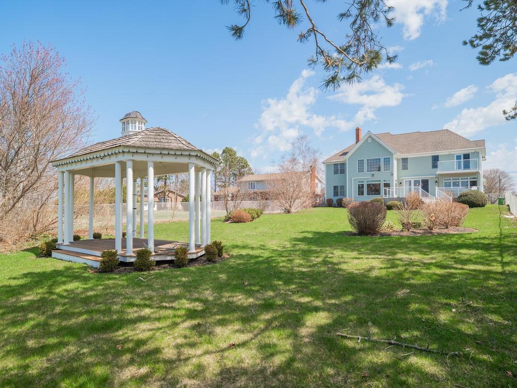 












48 Maplewood Crescent

,
Charlottetown,




PE
C1A 2X5

