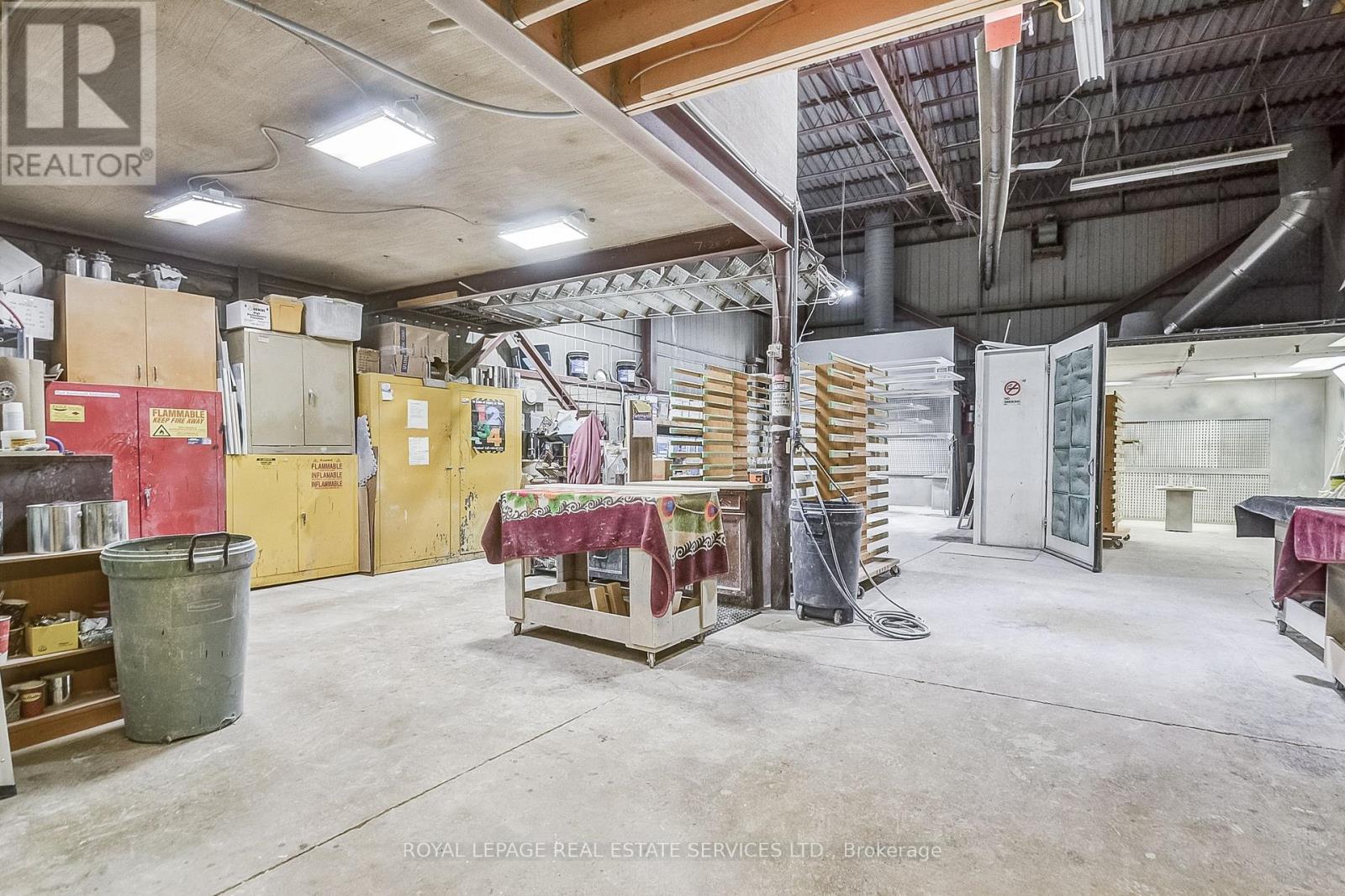 












1 - 2050 SPEERS ROAD

,
Oakville,




Ontario
L6L2X8

