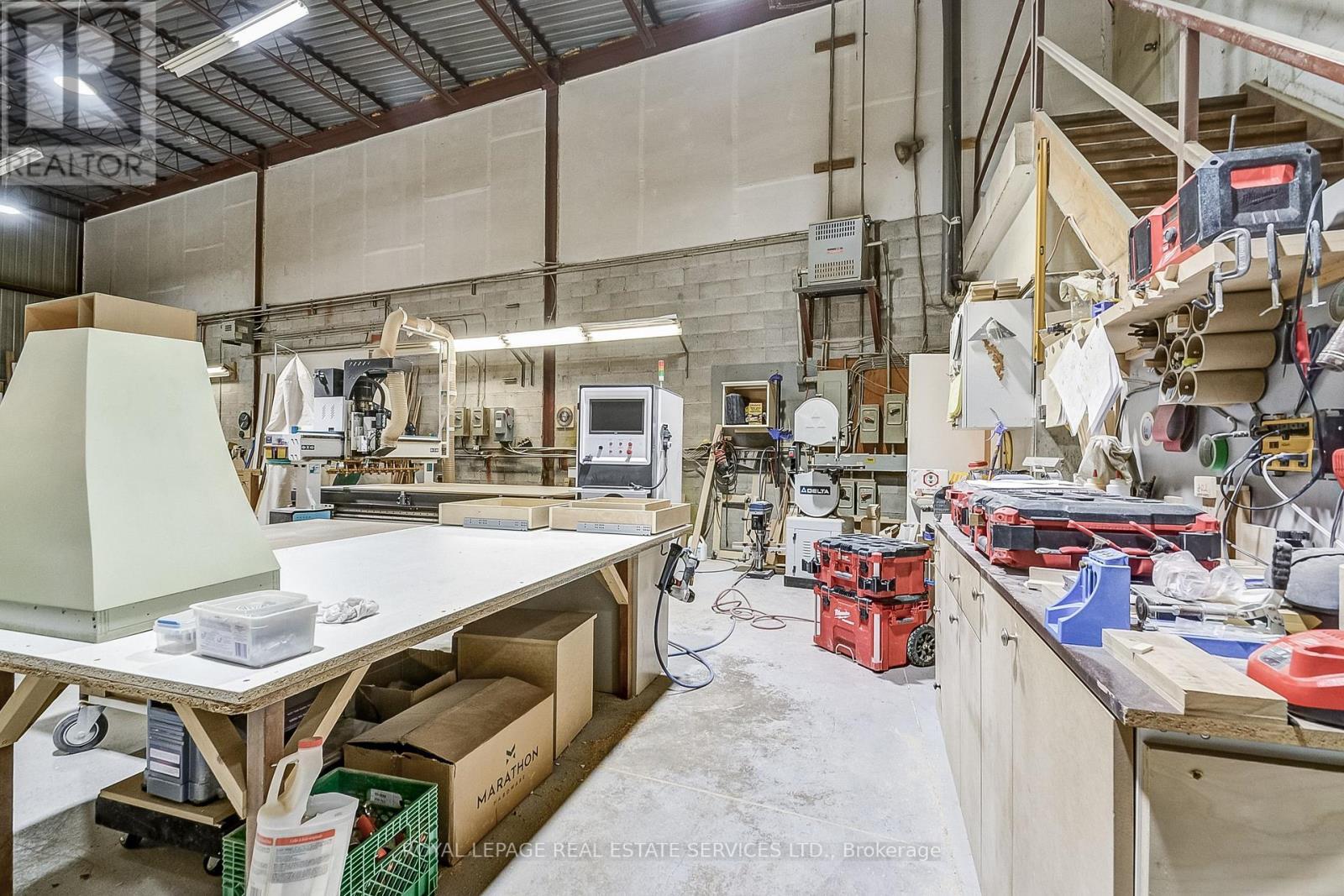 












1 - 2050 SPEERS ROAD

,
Oakville,




Ontario
L6L2X8

