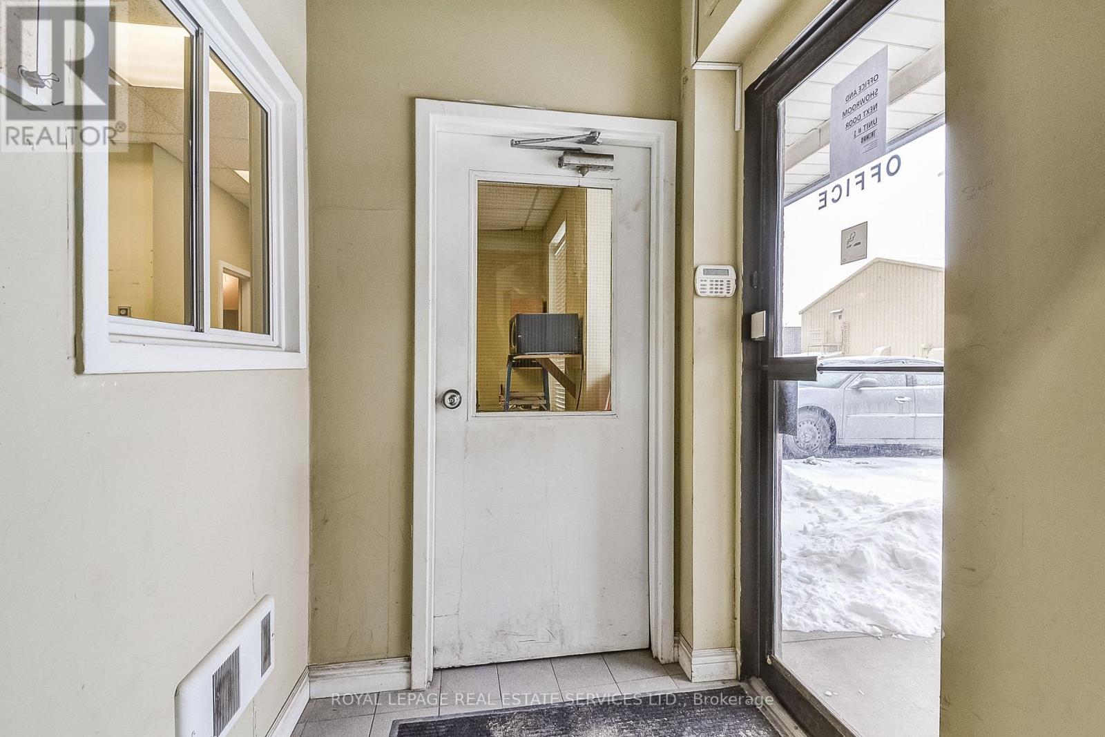 












1 - 2050 SPEERS ROAD

,
Oakville,




Ontario
L6L2X8

