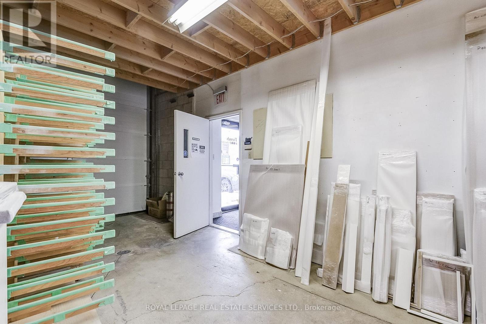 












1 - 2050 SPEERS ROAD

,
Oakville,




Ontario
L6L2X8


