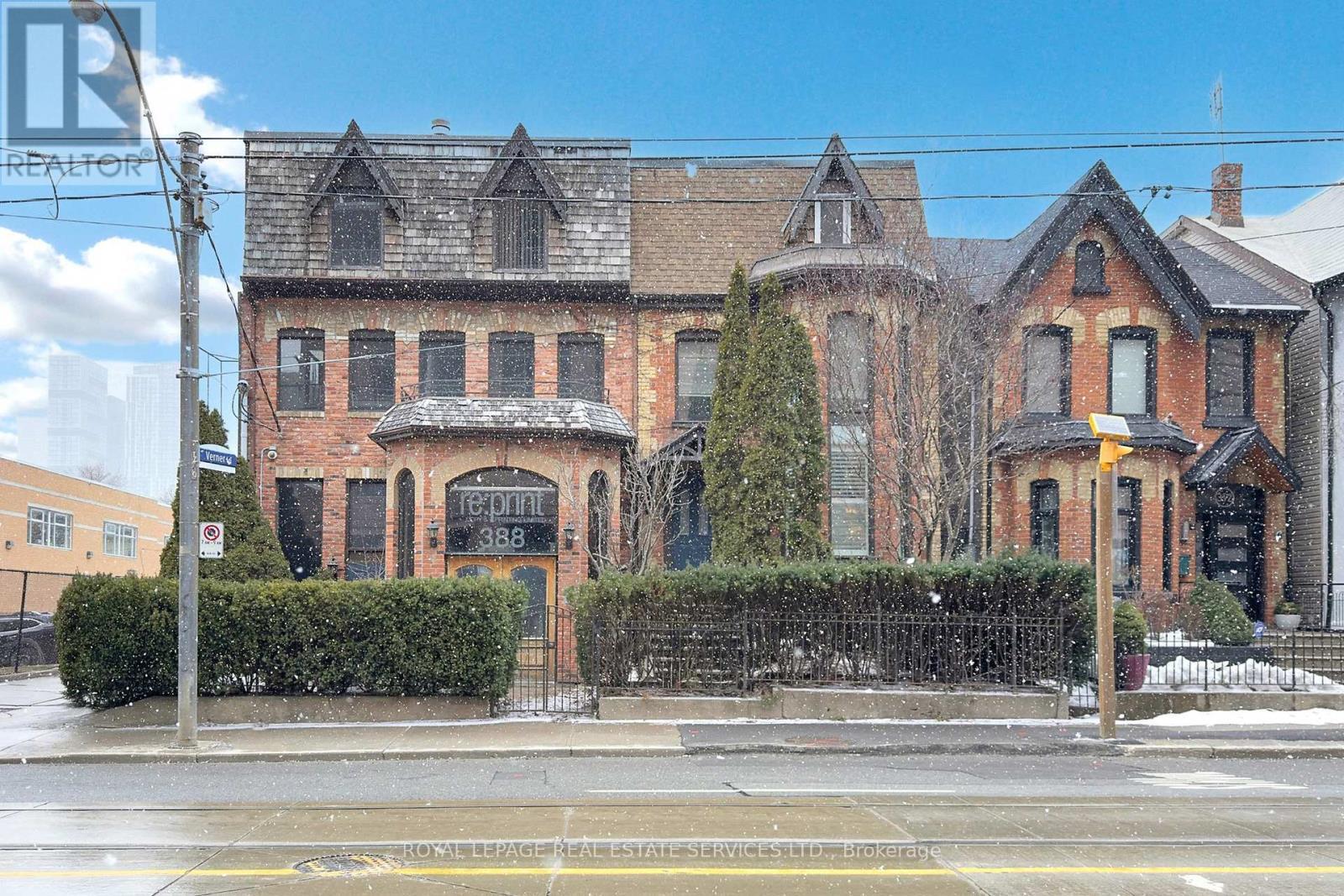 












388 PARLIAMENT STREET

,
Toronto,




Ontario
M5A2Z7

