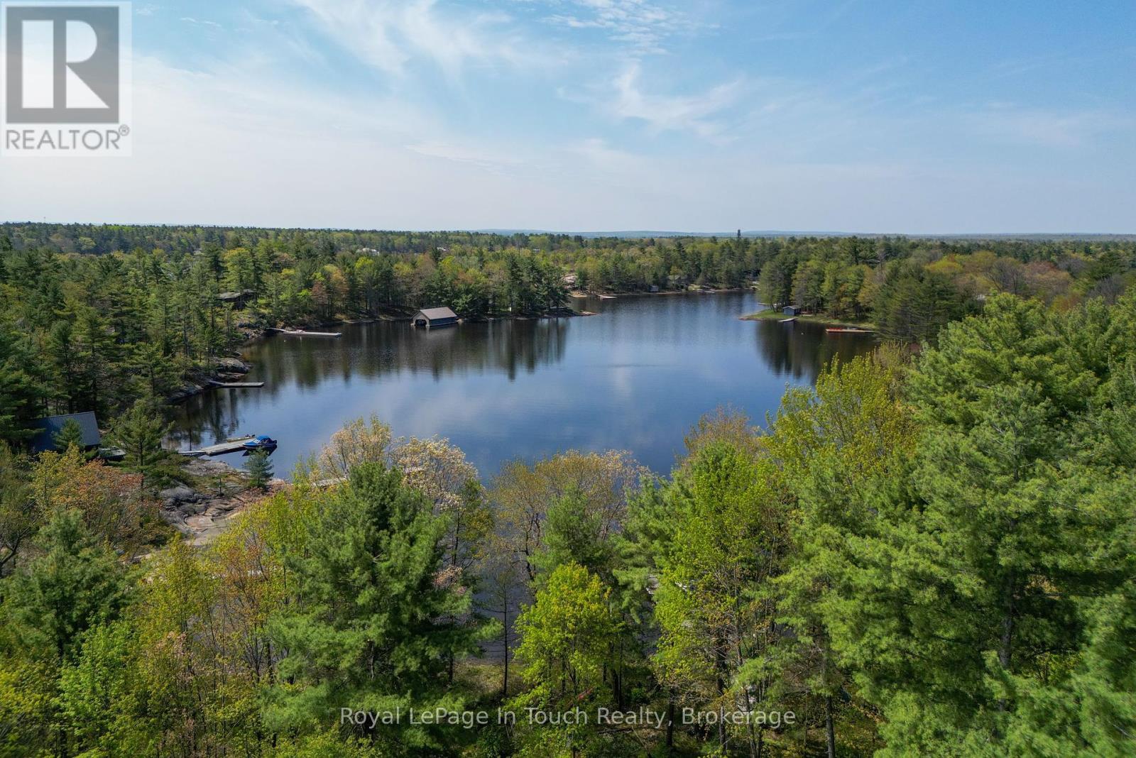 












10080 GEORGIAN BAY SHORE

,
Georgian Bay (Baxter),




Ontario
P0E1E0

