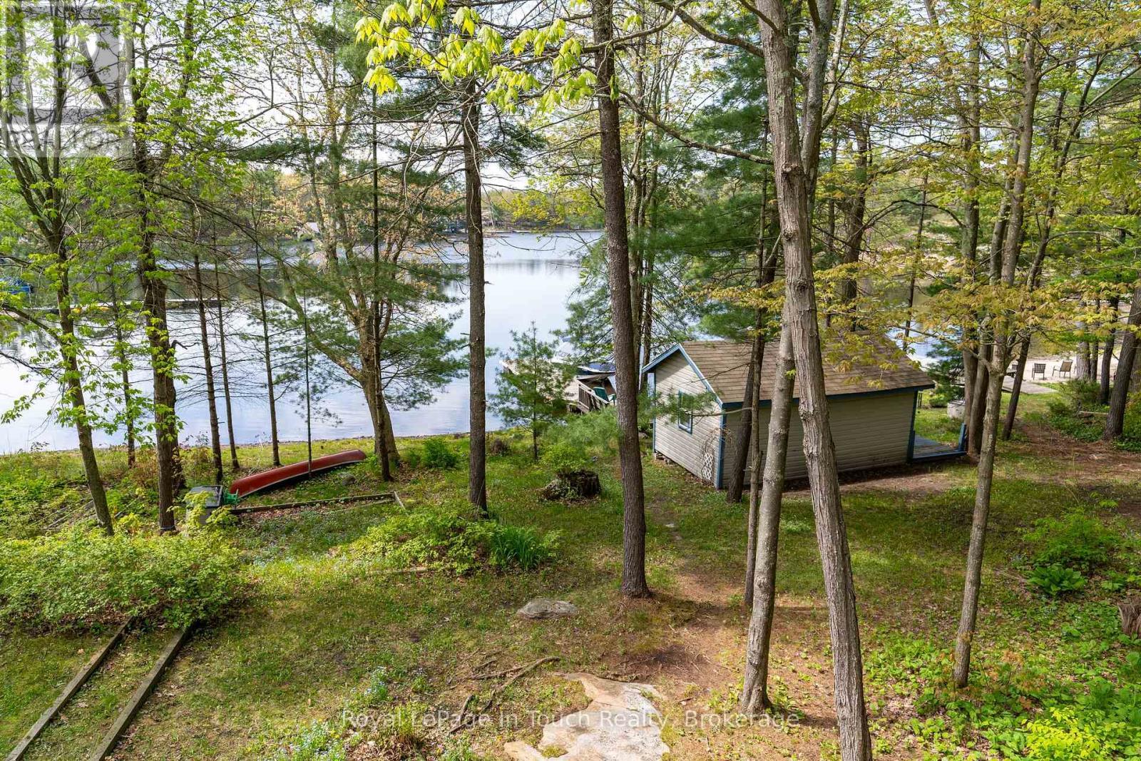 












10080 GEORGIAN BAY SHORE

,
Georgian Bay (Baxter),




Ontario
P0E1E0


