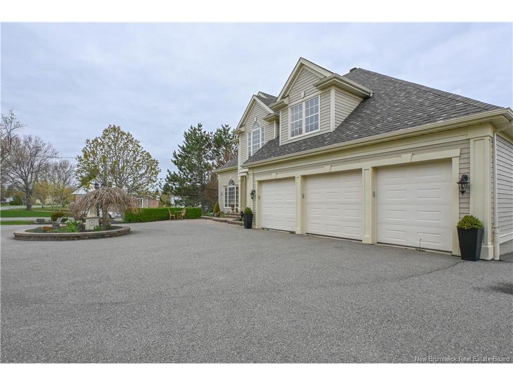 









699


Saint-Pierre O

BLVD,
Caraquet,




NB
E1W 1A1

