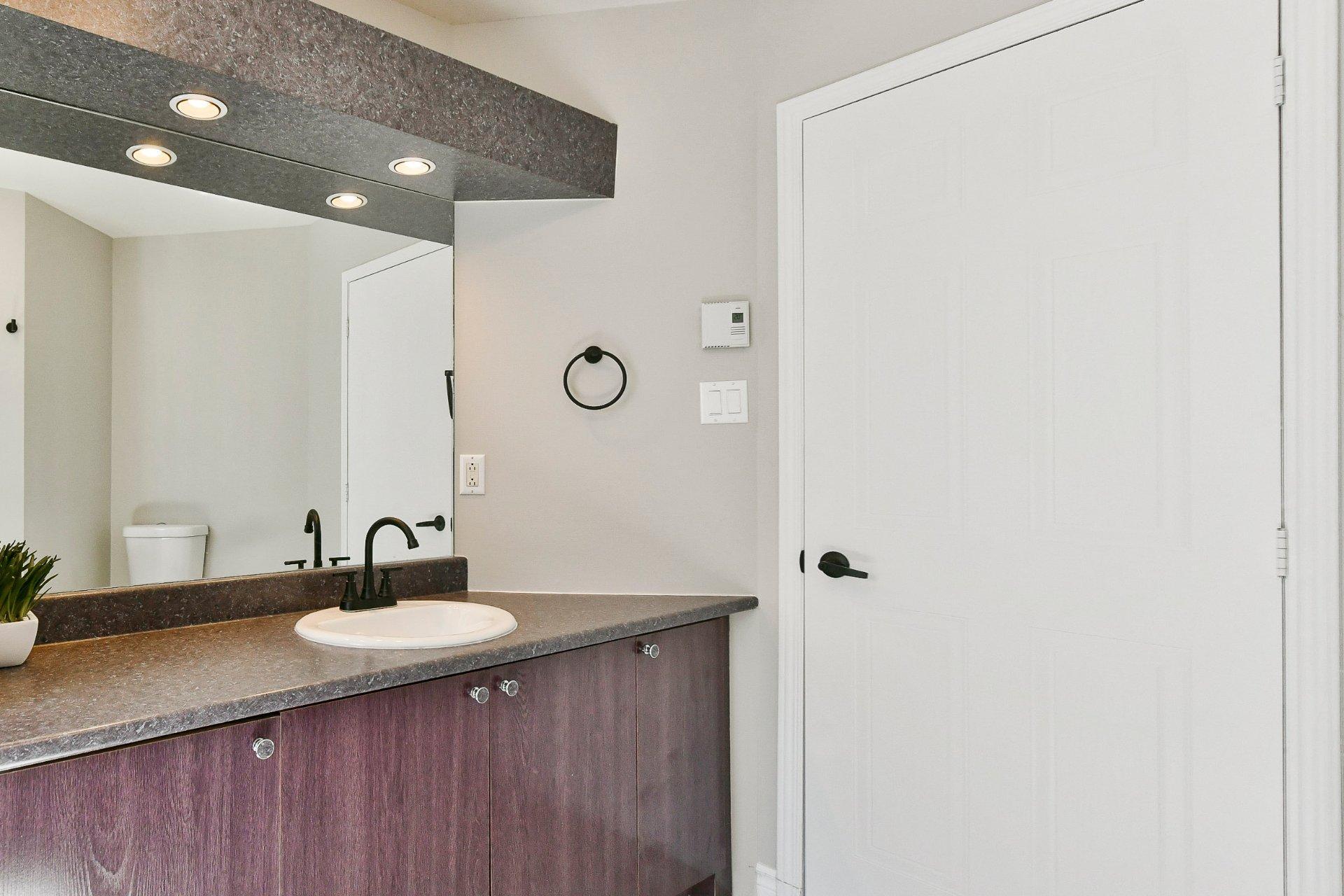 









14055


Rue Campeau

,
Mirabel,




QC
J7N1R1

