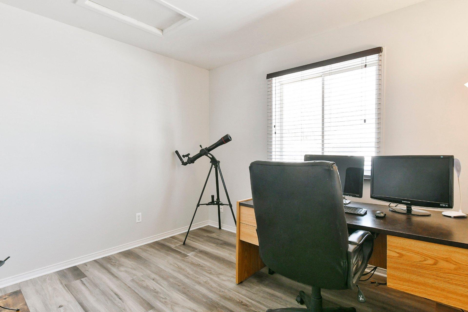 









14055


Rue Campeau

,
Mirabel,




QC
J7N1R1

