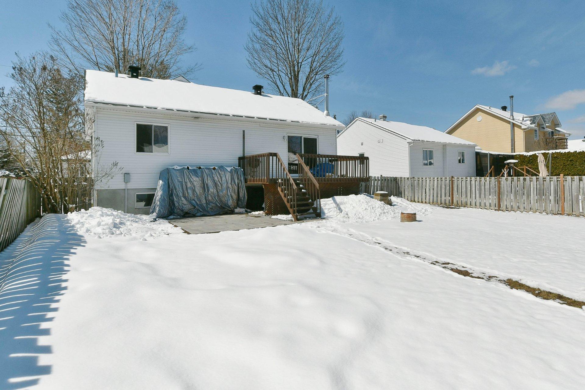 









14055


Rue Campeau

,
Mirabel,




QC
J7N1R1

