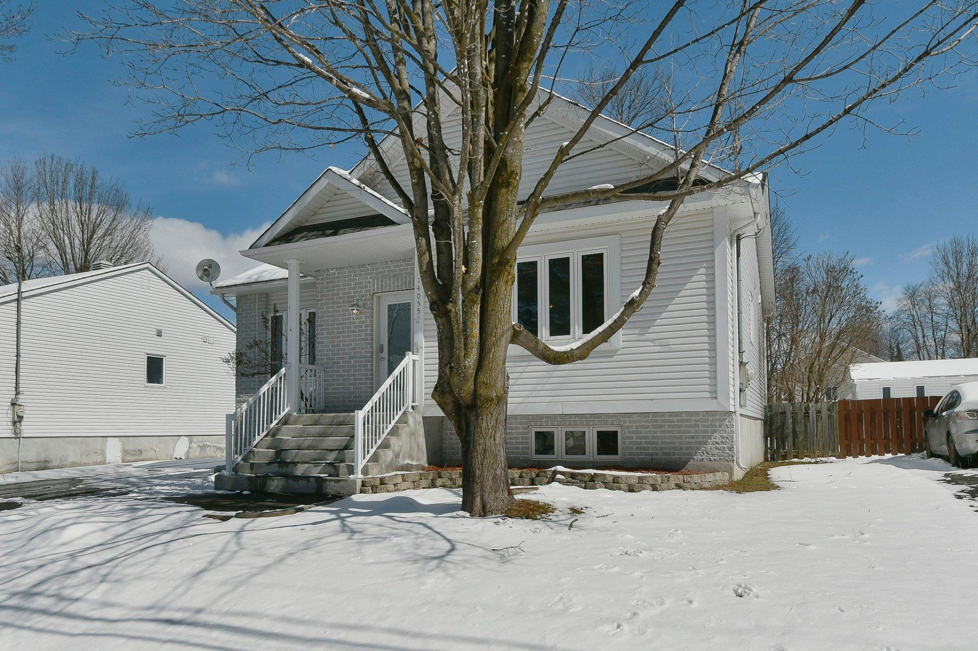 









14055


Rue Campeau

,
Mirabel,




QC
J7N1R1

