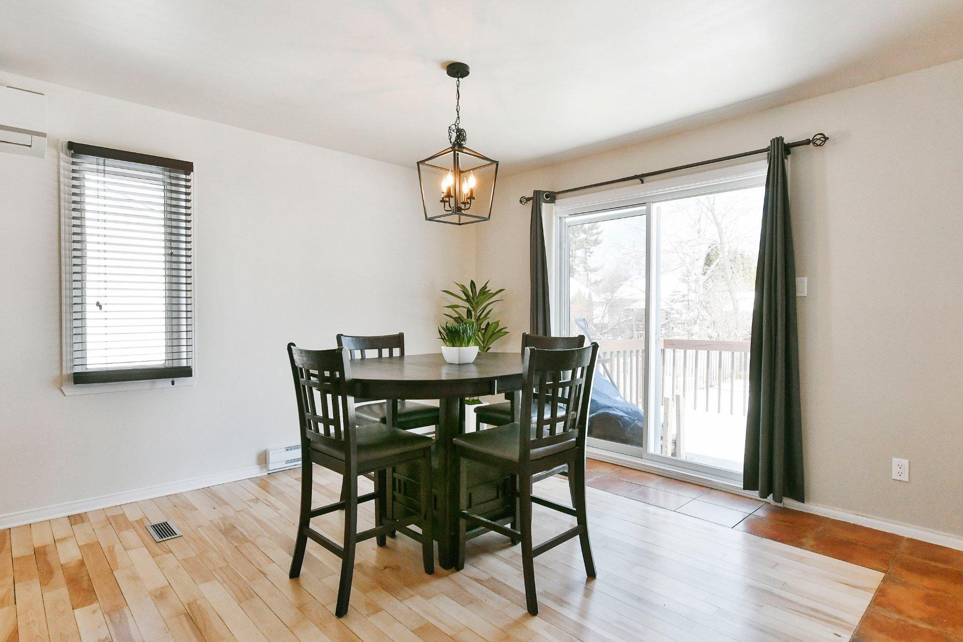 









14055


Rue Campeau

,
Mirabel,




QC
J7N1R1

