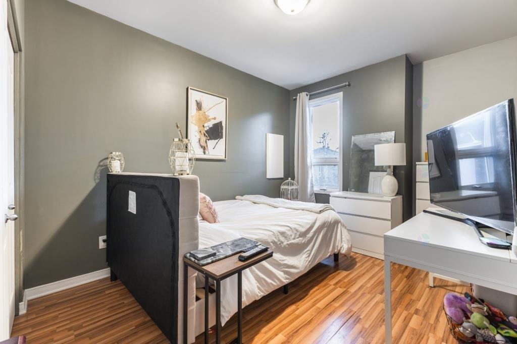 









62


Rue de l'Emerald

, 002,
Gatineau (Aylmer),




QC
J9J1N4

