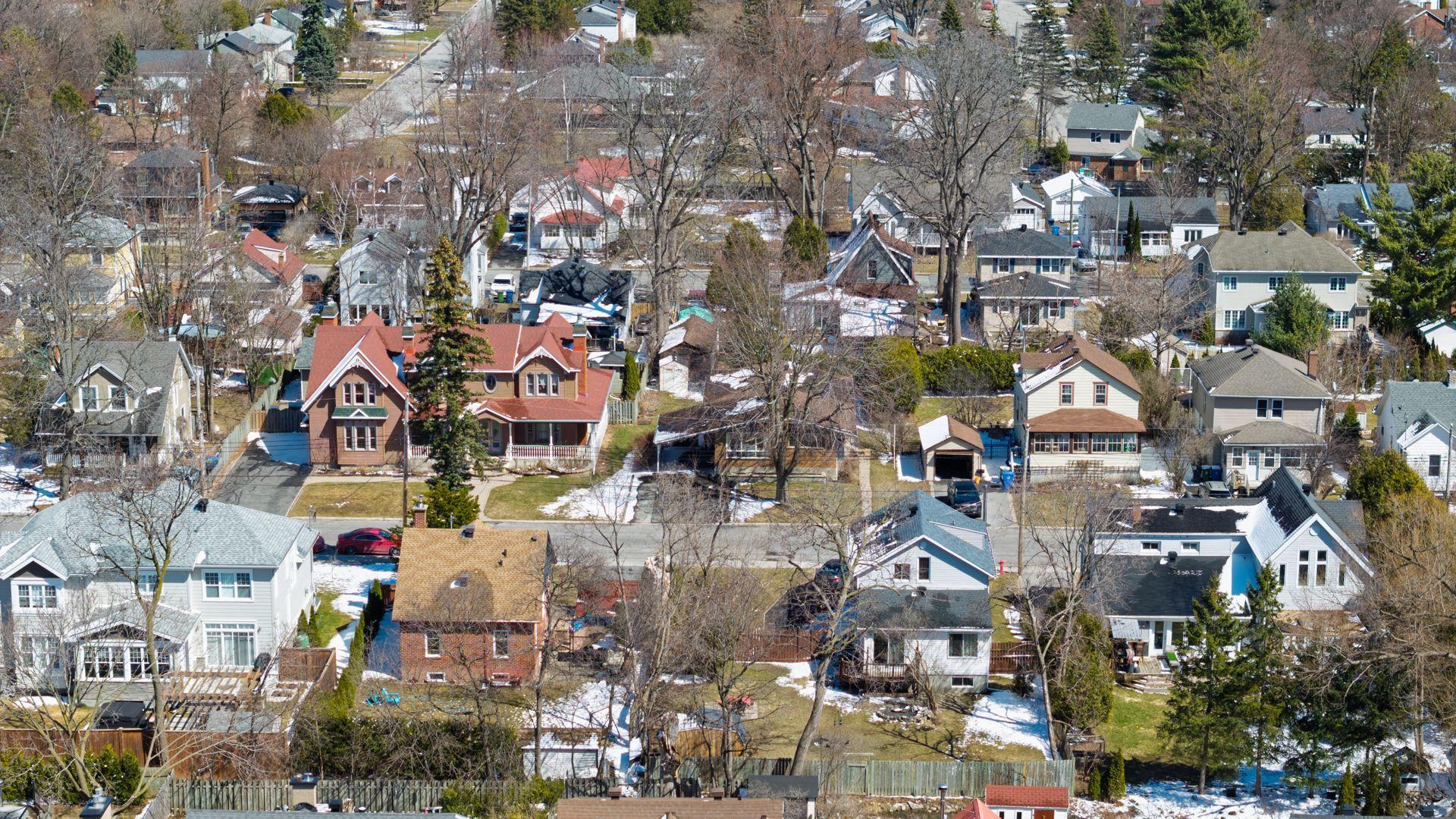 









87


Av. Queen

,
Pointe-Claire,




QC
H9R4G3

