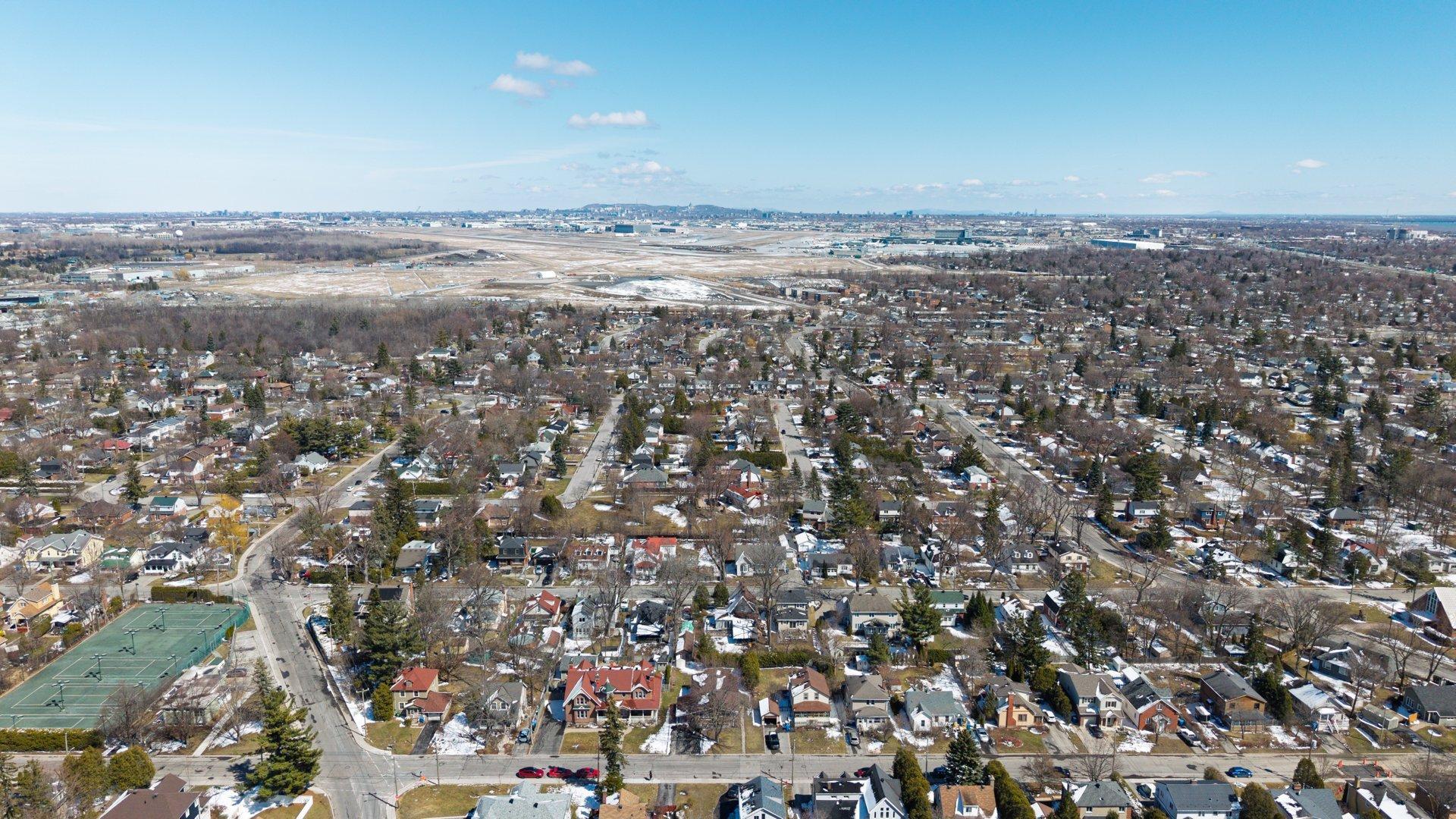 









87


Av. Queen

,
Pointe-Claire,




QC
H9R4G3

