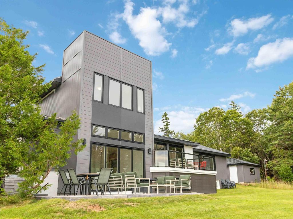 












3432 Prospect Road

,
Whites Lake,




NS
B3T 1Z3

