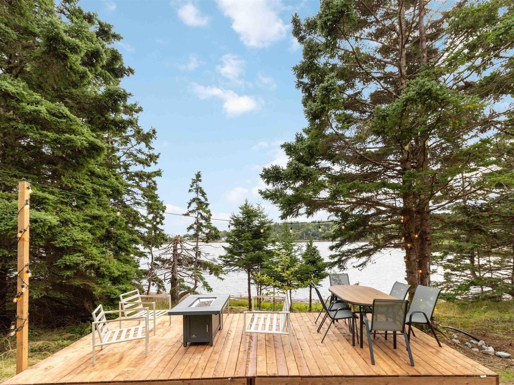 












3434 Prospect Road

,
Whites Lake,




NS
B3T 1Z3

