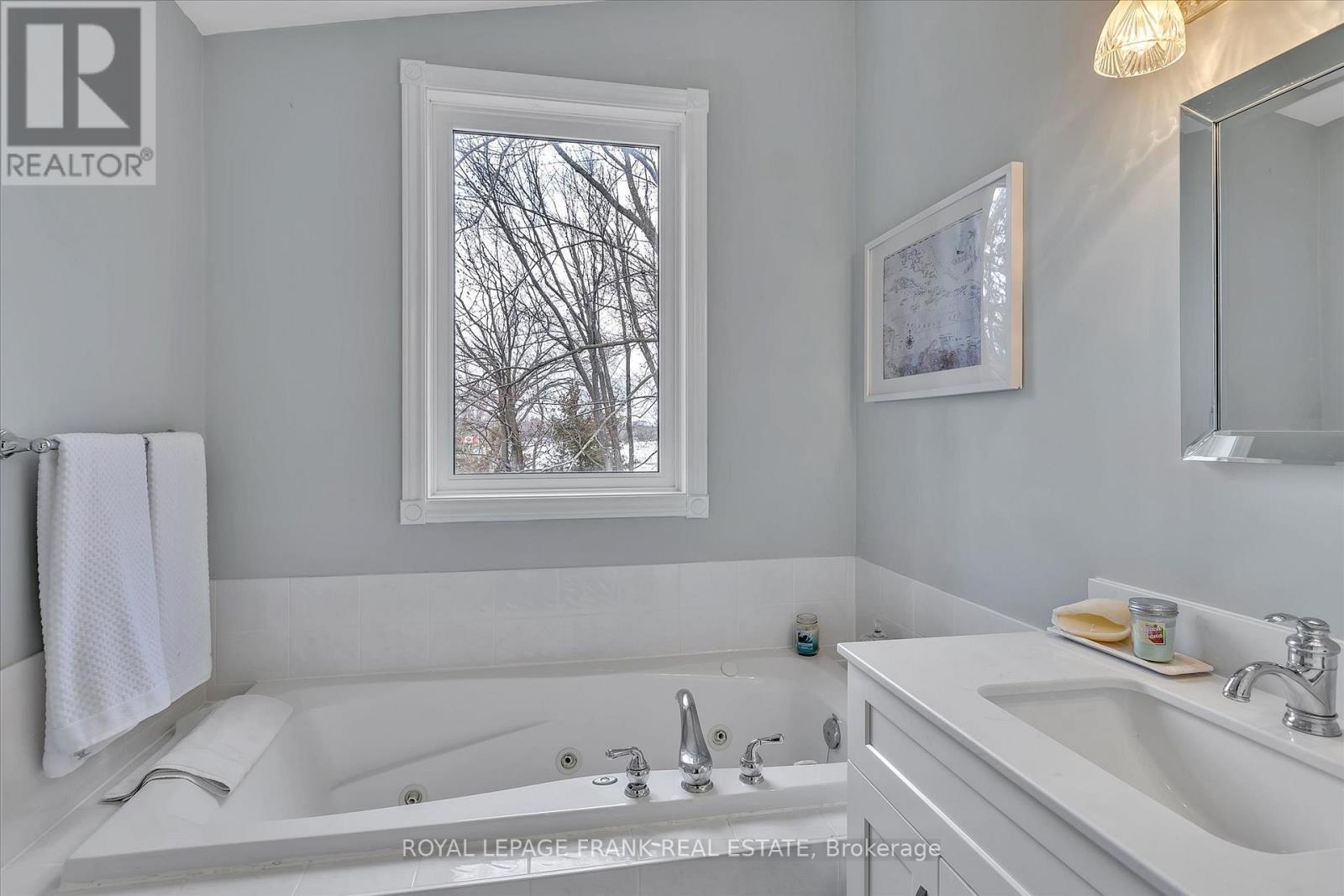 












29 WESTVIEW DRIVE

,
Kawartha Lakes (Emily),




Ontario
K0L2W0

