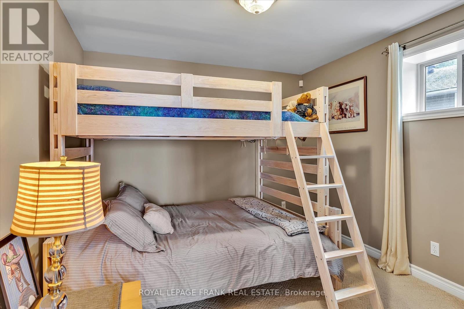 












29 WESTVIEW DRIVE

,
Kawartha Lakes (Emily),




Ontario
K0L2W0

