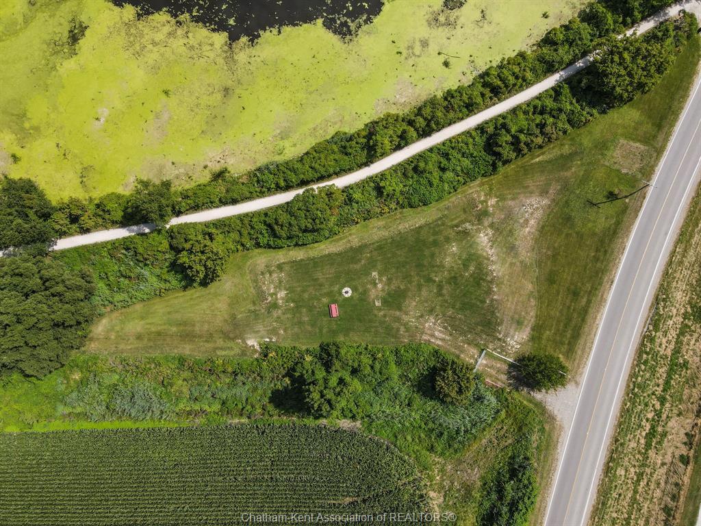 









17701


Erieau

Road,
Erieau,







ON
N0P 1A0

