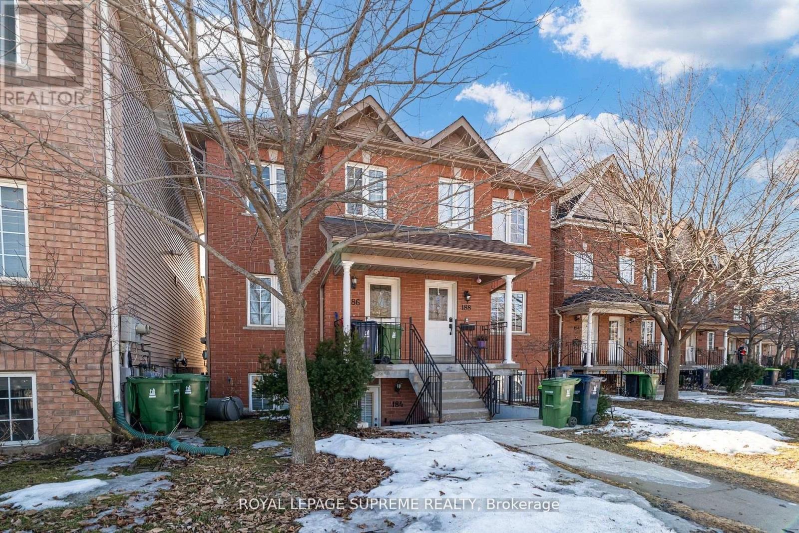 












184 WILTSHIRE AVENUE

,
Toronto,




Ontario
M6N5G2

