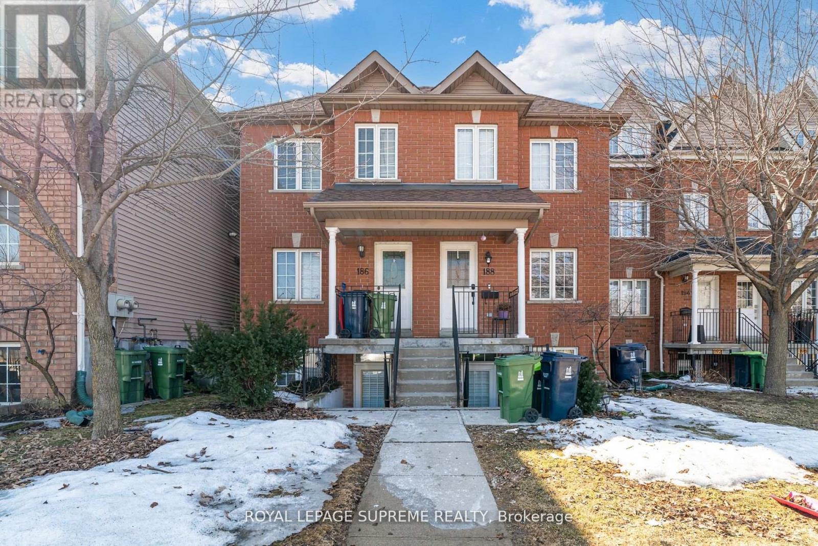 












184 WILTSHIRE AVENUE

,
Toronto,




Ontario
M6N5G2

