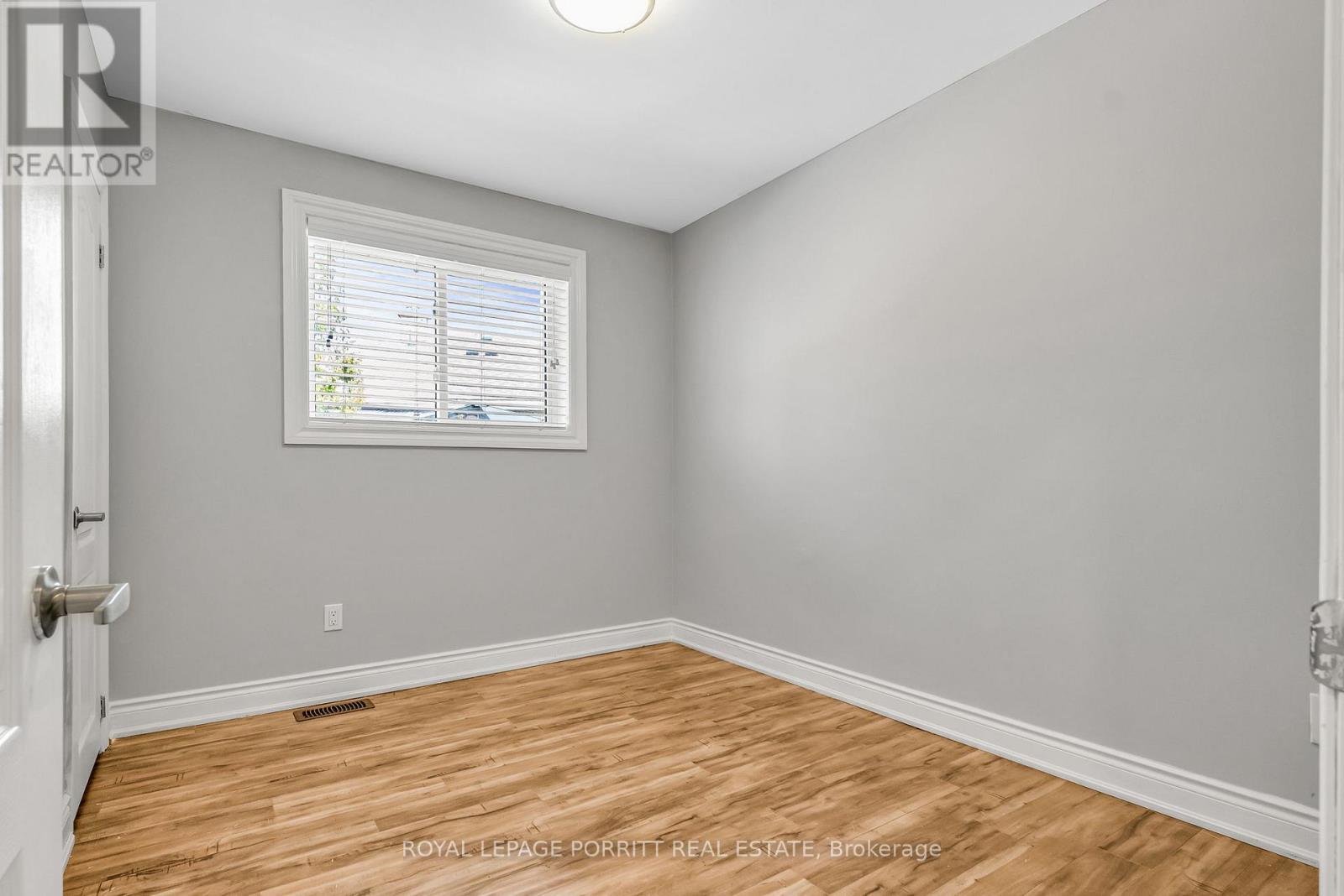 












14 ALBION CRESCENT

,
Brampton,




Ontario
L6T1L4

