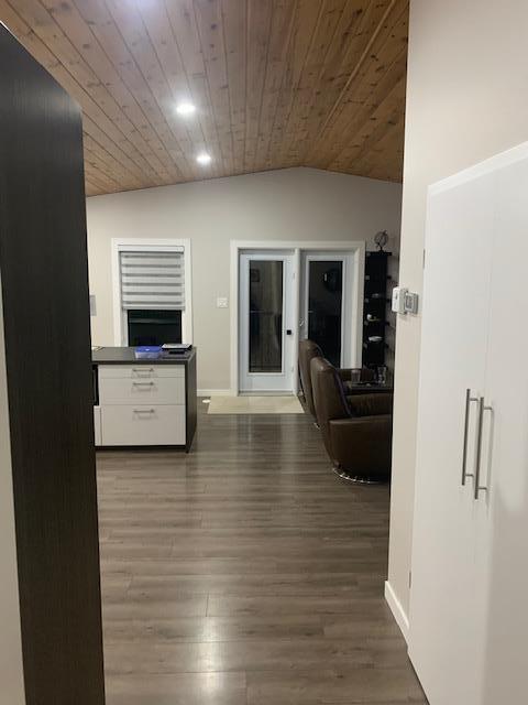 












906 South Railway Avenue

,
Shoal Lake,




Manitoba
R0J1Z0

