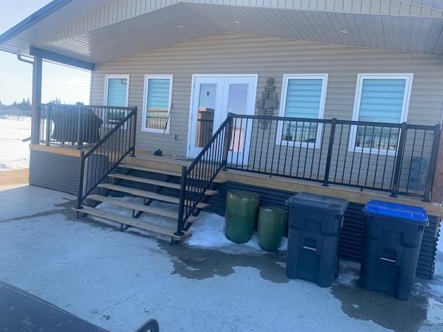












906 South Railway Avenue

,
Shoal Lake,




Manitoba
R0J1Z0

