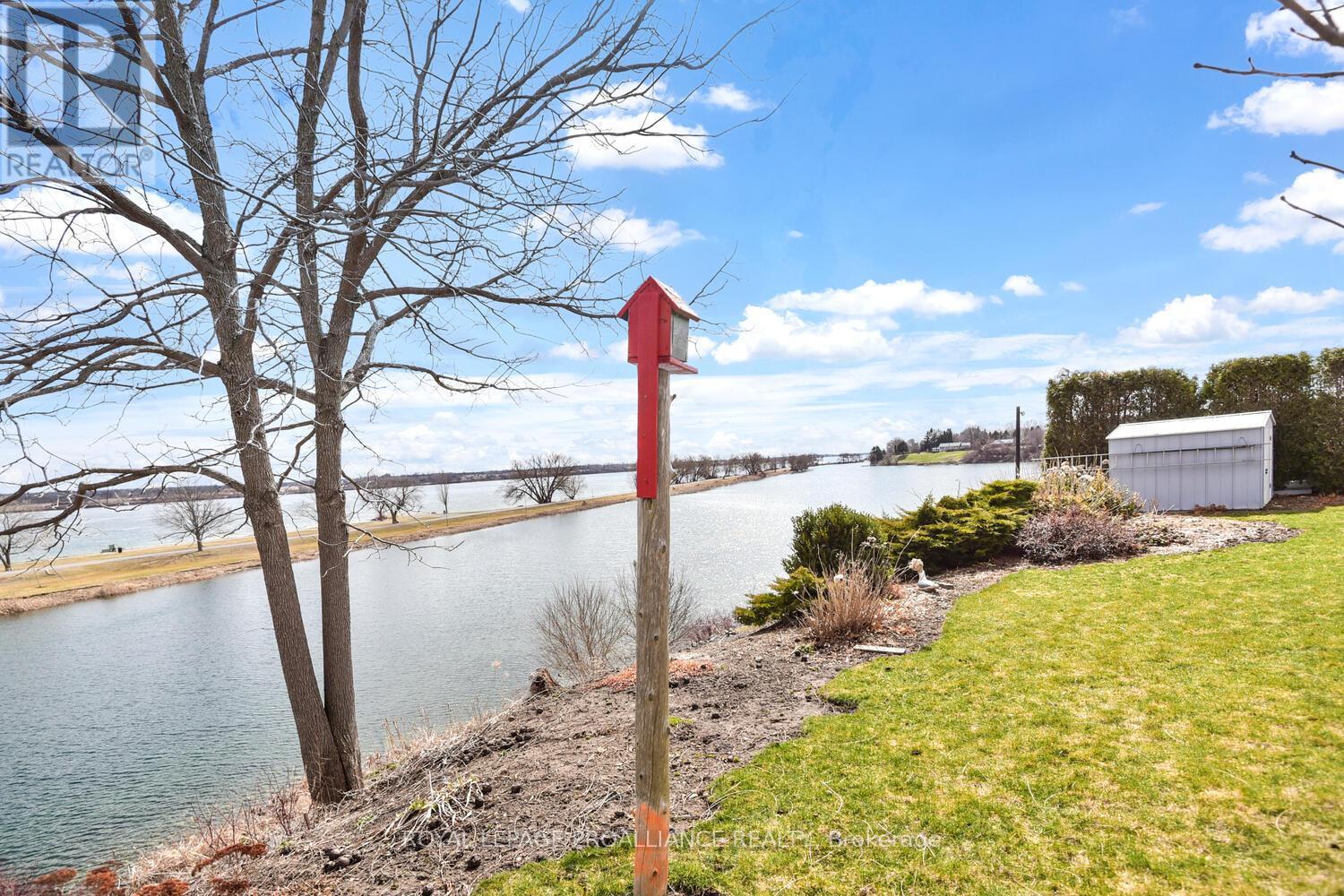 












719 COUNTY ROAD 2 ROAD

,
Edwardsburgh/Cardinal,




Ontario
K0E1E0

