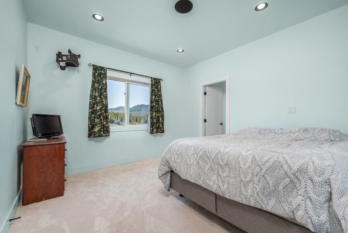 









1050


Mallory

Road,
Enderby,




BC
V4Y 4H7

