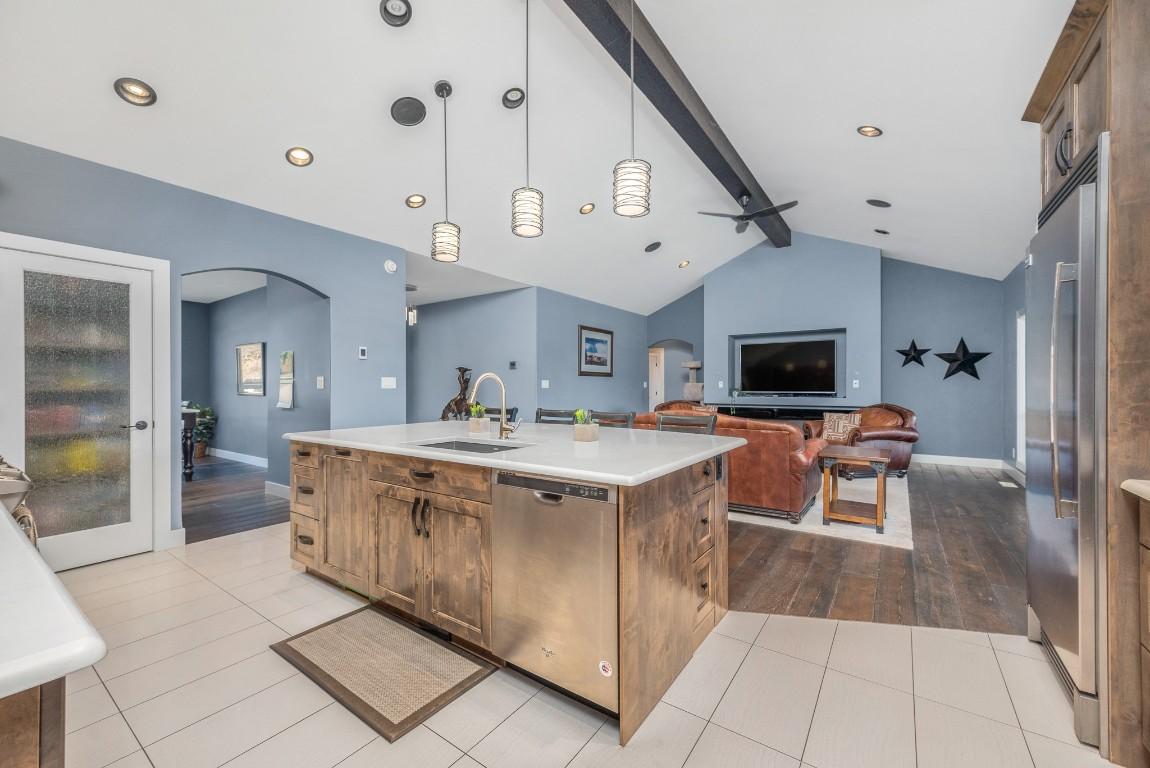 









1050


Mallory

Road,
Enderby,




BC
V4Y 4H7

