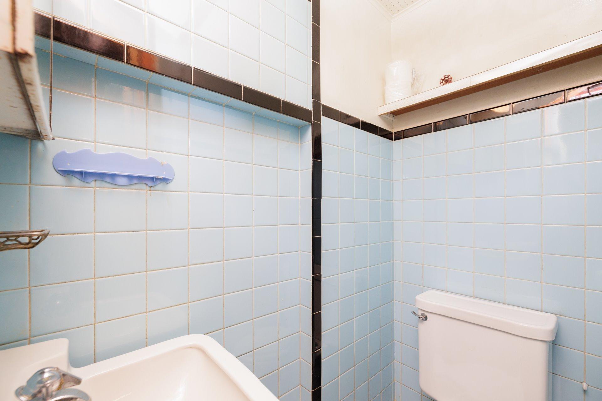 









2255

 - 2257


Av. Harvard

,
Montréal (Côte-des-Neiges/Notre-Dame-de-Grâce),




QC
H4A2W1

