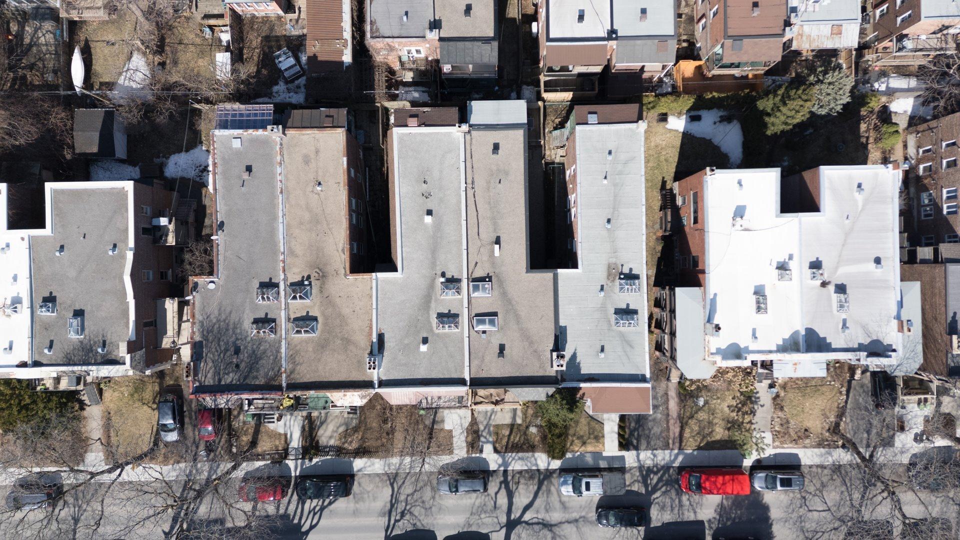 









2255

 - 2257


Av. Harvard

,
Montréal (Côte-des-Neiges/Notre-Dame-de-Grâce),




QC
H4A2W1

