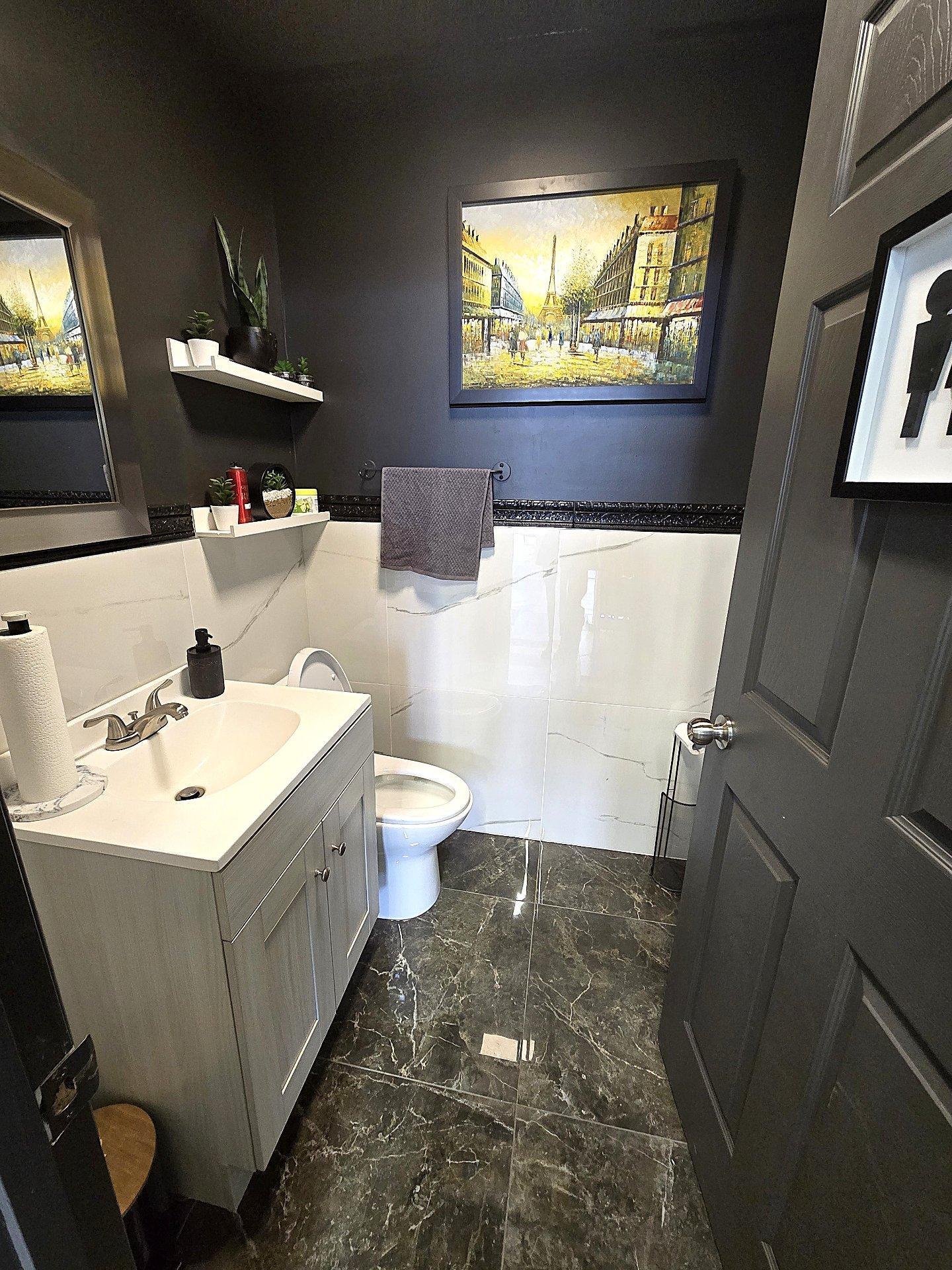 









4973

 - 4975


Boul. des Laurentides

,
Laval (Auteuil),




QC
H7K2J6

